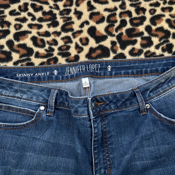 Jennifer Lopez Denim - Jennifer Lopez Skinny Ankle Jeans